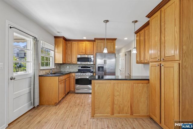 251 Main Street, East Rutherford, NJ 07073