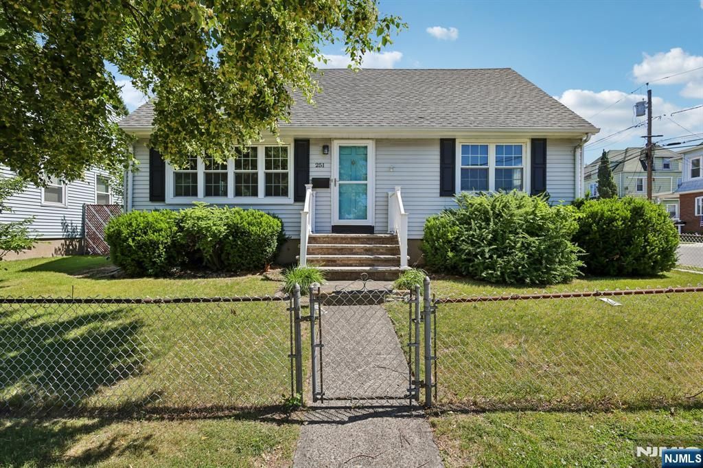 251 Main Street, East Rutherford, NJ 07073