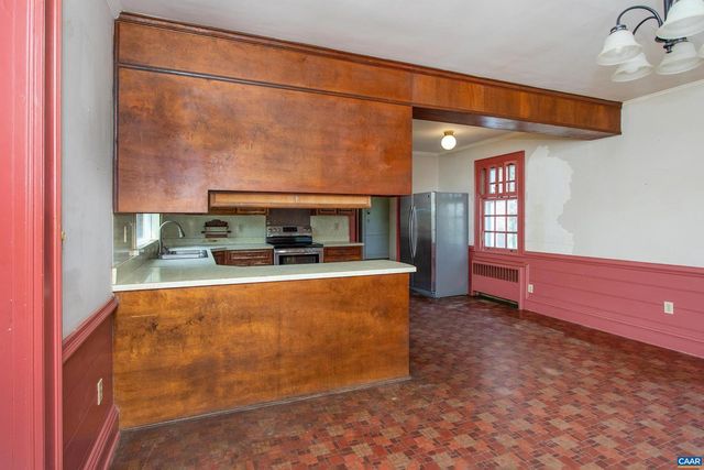 293 LLAMA FARM RD, Charlottesville, VA 22902