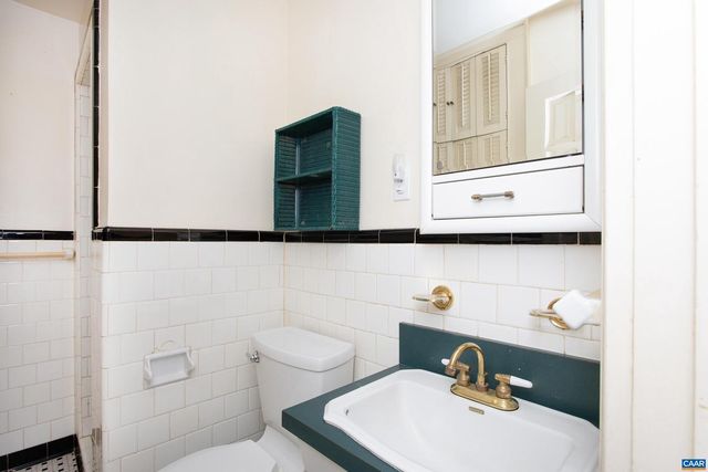 293 LLAMA FARM RD, Charlottesville, VA 22902