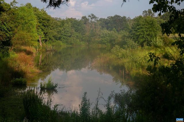 293 LLAMA FARM RD, Charlottesville, VA 22902