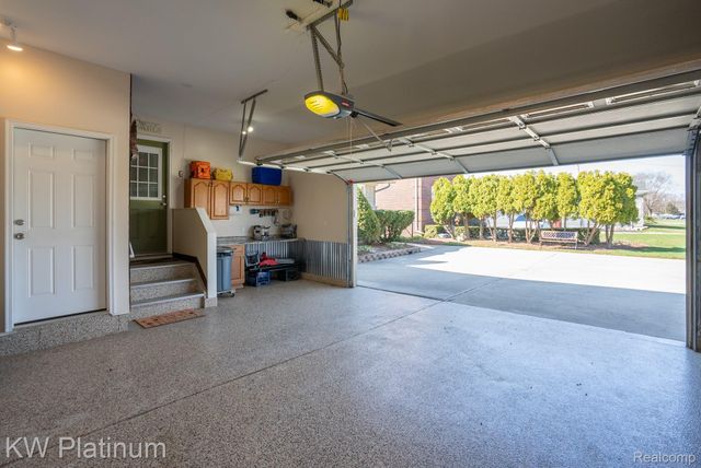 48218 Harbor Drive, Chesterfield Township, MI 48047