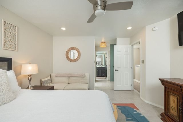 2411 N Bronze Tree Drive, Fayetteville, AR 72703