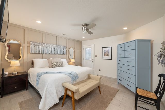 2411 N Bronze Tree Drive, Fayetteville, AR 72703