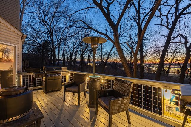 2411 N Bronze Tree Drive, Fayetteville, AR 72703