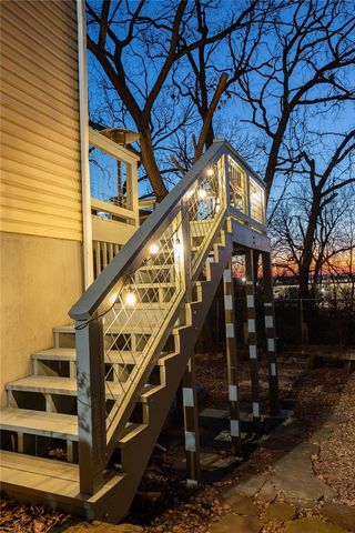 2411 N Bronze Tree Drive, Fayetteville, AR 72703