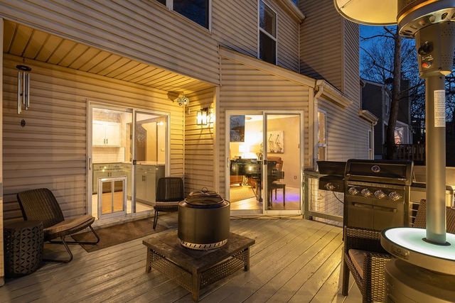 2411 N Bronze Tree Drive, Fayetteville, AR 72703