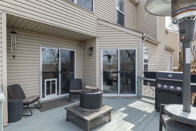 2411 N Bronze Tree Drive, Fayetteville, AR 72703