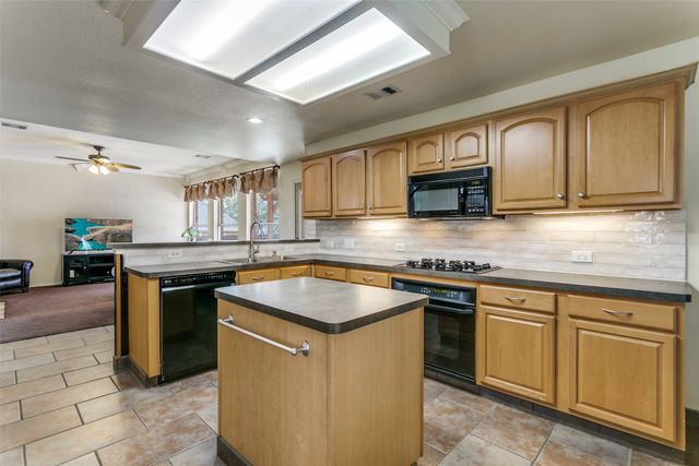 1408 Briar Meadow Drive, Keller, TX 76248