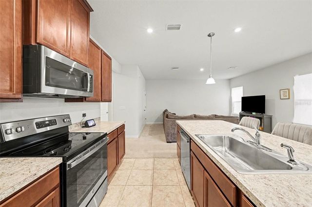 19076 HEAVENSIDE COURT, Spring Hill, FL 34610