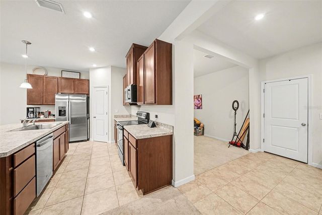 19076 HEAVENSIDE COURT, Spring Hill, FL 34610