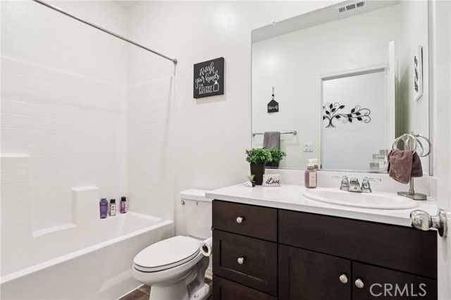 1968 Old Canyon Drive, Hemet, CA 92545