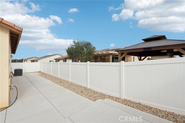 1968 Old Canyon Drive, Hemet, CA 92545