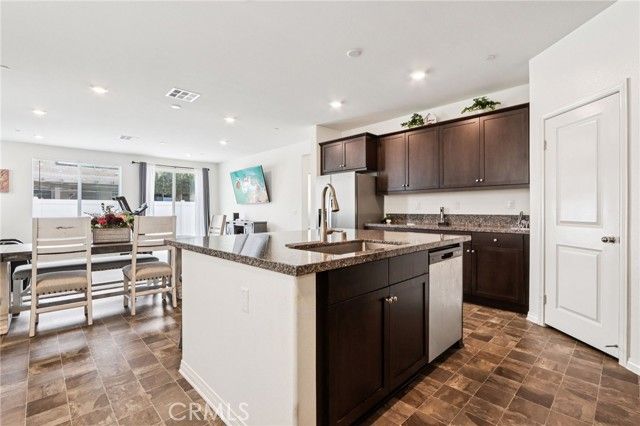 1968 Old Canyon Drive, Hemet, CA 92545