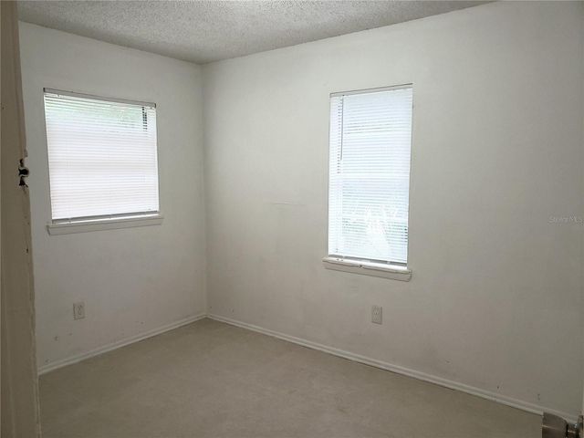 8215 KLONDYKE STREET, Tampa, FL 33604