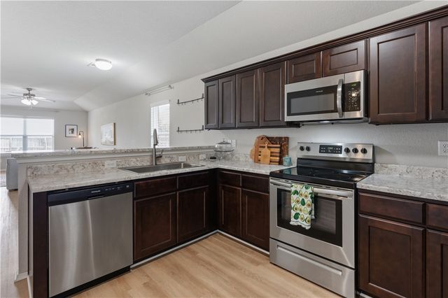 4423 Cornwall Street, Springdale, AR 72762