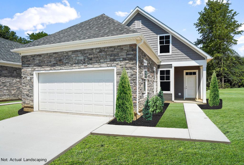 6040 Naughten Pond Drive, Columbus, OH 43213