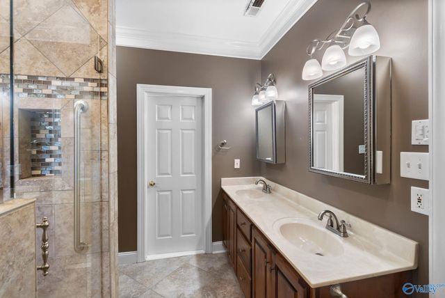 3710 Orange Court SW, Decatur, AL 35603