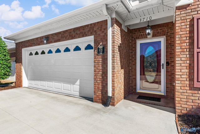 3710 Orange Court SW, Decatur, AL 35603