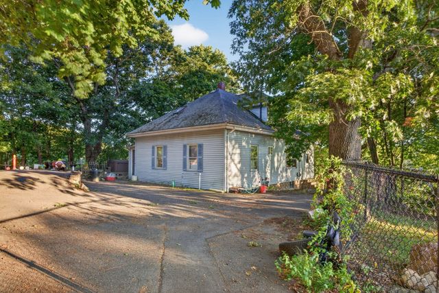 51 Bartholomew, Peabody, MA 01960