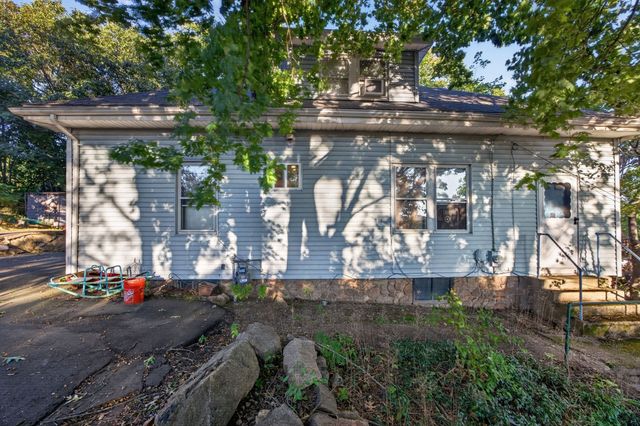 51 Bartholomew, Peabody, MA 01960