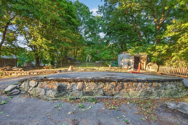 51 Bartholomew, Peabody, MA 01960