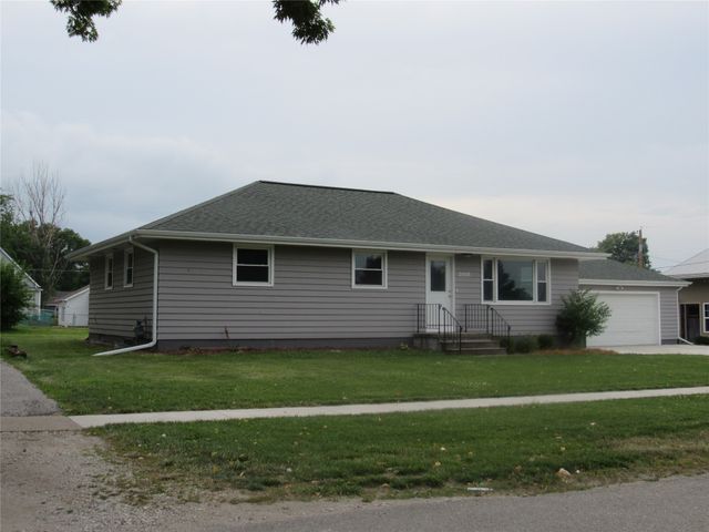 2008 Locust Street, Granger, IA 50109