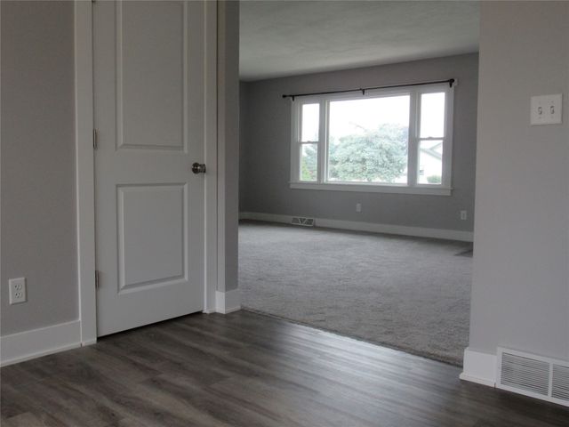 2008 Locust Street, Granger, IA 50109