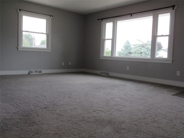 2008 Locust Street, Granger, IA 50109