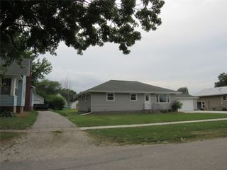 2008 Locust Street, Granger, IA 50109