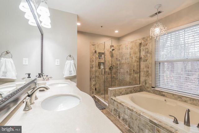 3170 MAYBERRY AVE, Huntingtown, MD 20639