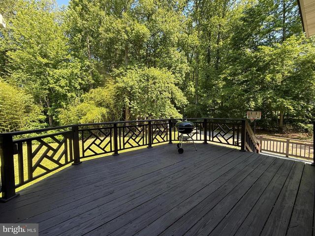 3170 MAYBERRY AVE, Huntingtown, MD 20639