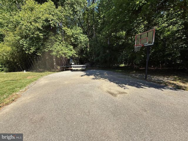 3170 MAYBERRY AVE, Huntingtown, MD 20639