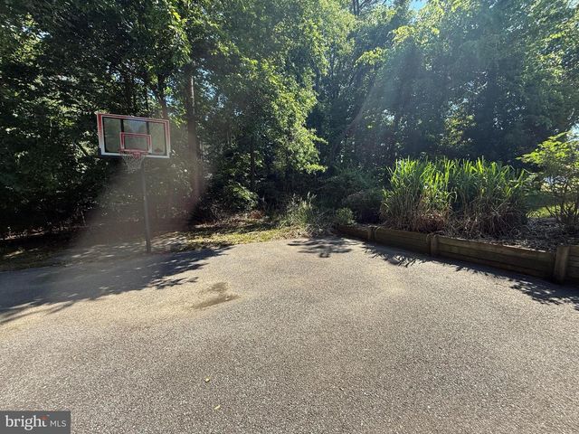 3170 MAYBERRY AVE, Huntingtown, MD 20639