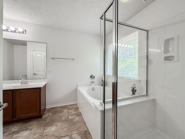 3 Fairlee Court, Magnolia, TX 77354