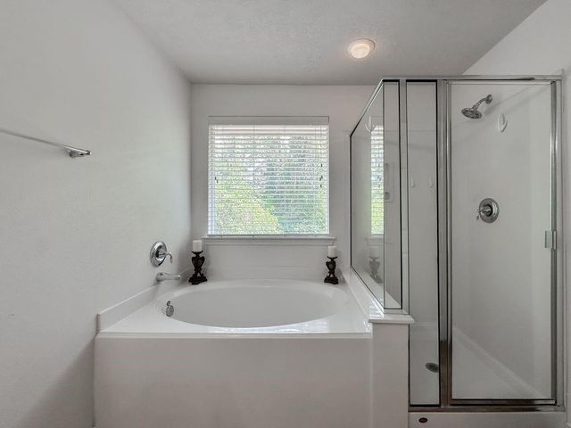 3 Fairlee Court, Magnolia, TX 77354