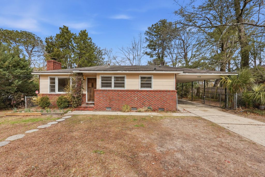 Image 1 of property listing at 4126 Oakridge Drive, North Charleston, SC 29418