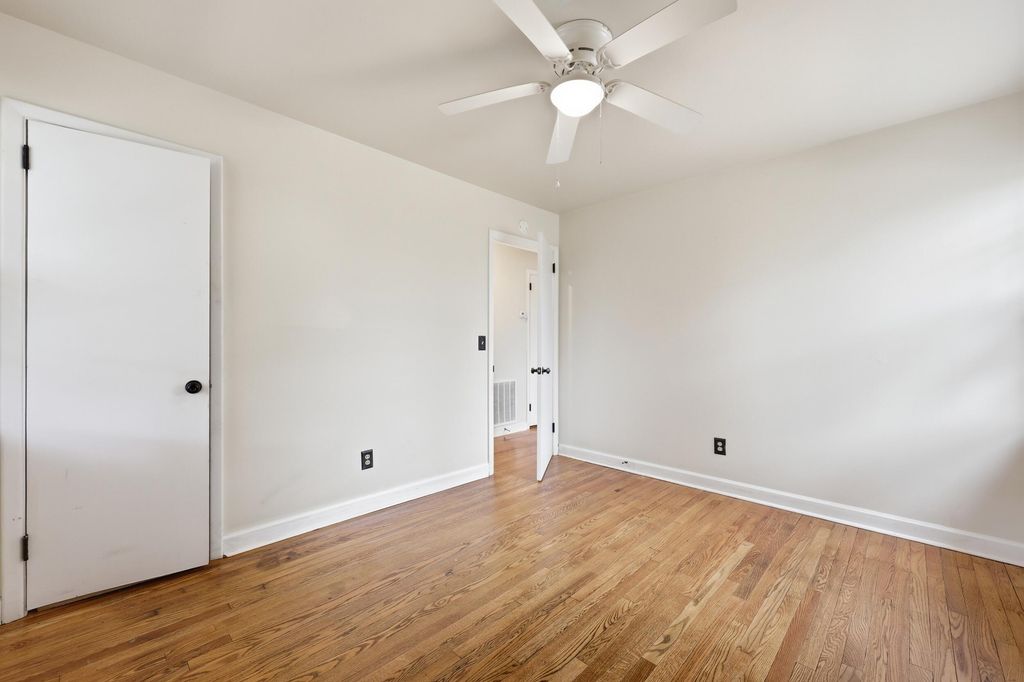 Image 25 of property listing at 4126 Oakridge Drive, North Charleston, SC 29418