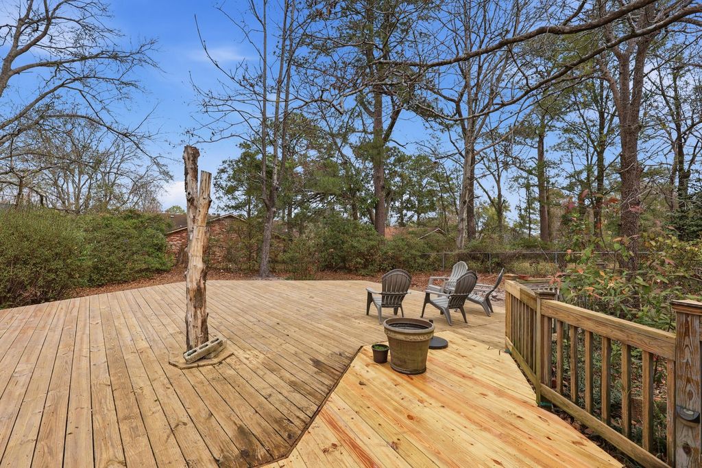 Image 26 of property listing at 4126 Oakridge Drive, North Charleston, SC 29418