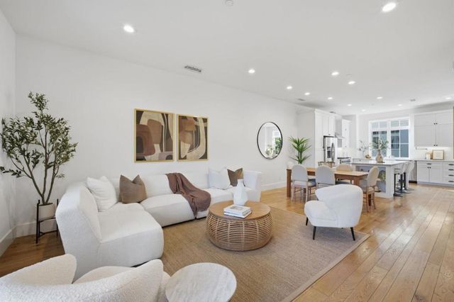 124 Lottie Lane, Campbell, CA 95008