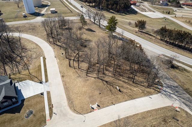 6268 Enclave Lane, Johnston, IA 50131