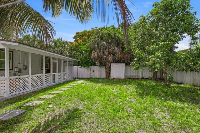 422 49th Street, West Palm Beach, FL 33407