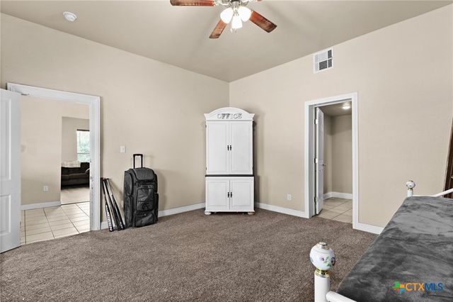 607 S Main St, Lampasas, TX 76550