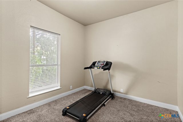 607 S Main St, Lampasas, TX 76550
