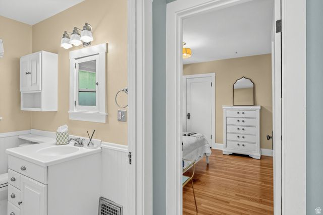1564 E PRINCETON AVE, Salt Lake City, UT 84105