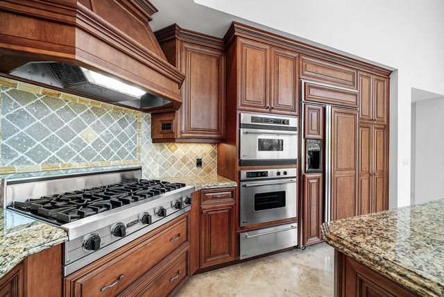 6026 NW 30TH Way, Boca Raton, FL 33496