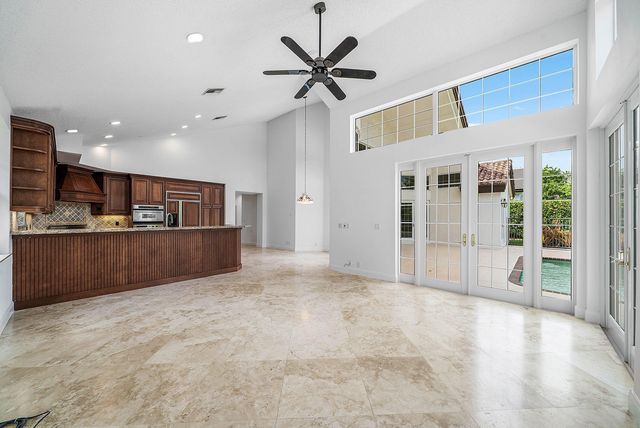 6026 NW 30TH Way, Boca Raton, FL 33496