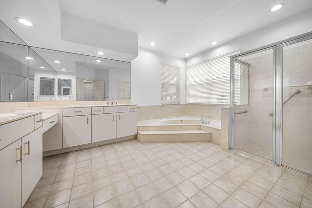6026 NW 30TH Way, Boca Raton, FL 33496