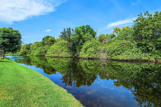 6026 NW 30TH Way, Boca Raton, FL 33496