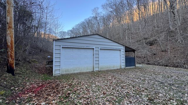 421 Wren Branch Road, Oneida, KY 40972